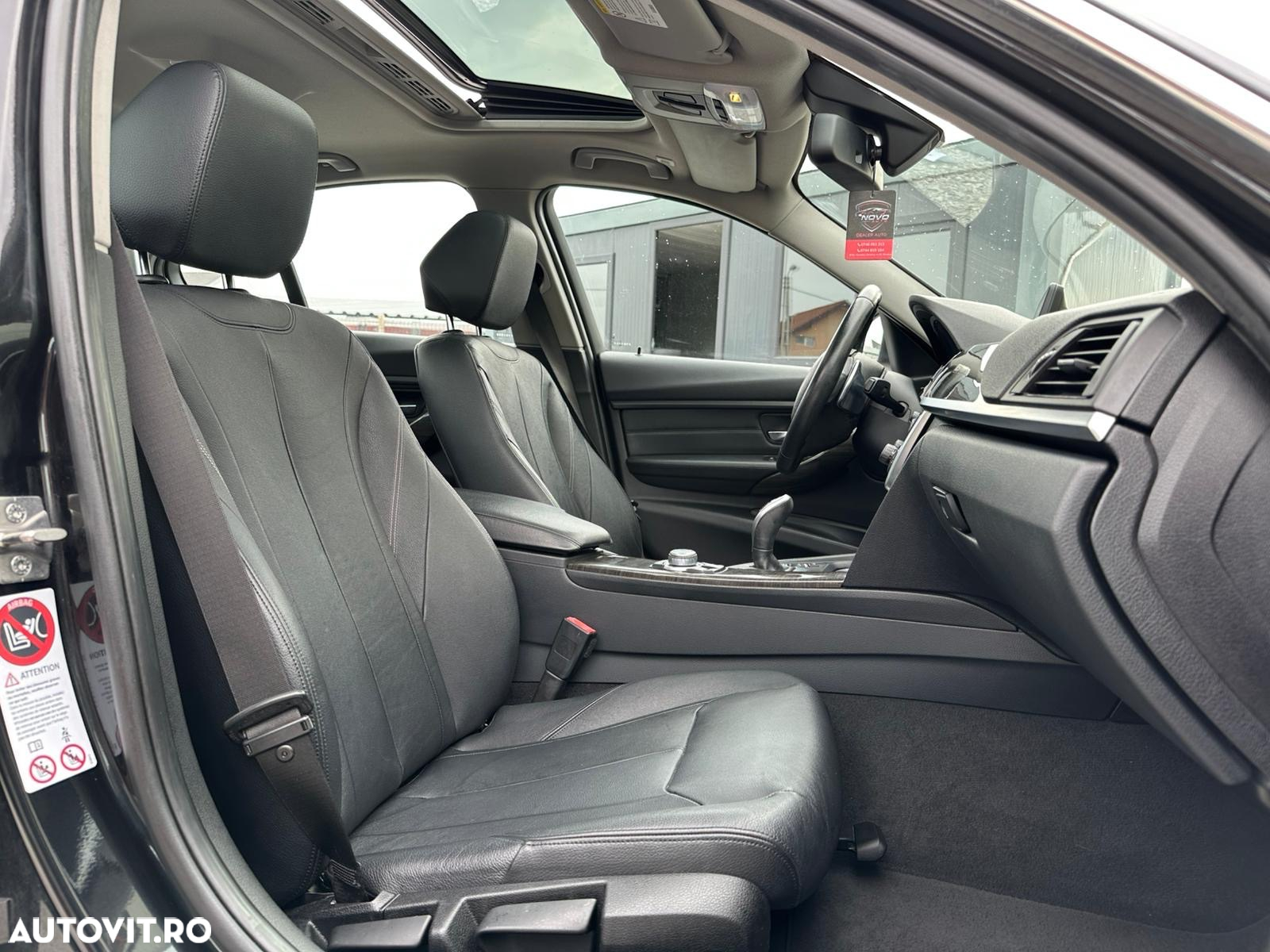 BMW Seria 3 320d xDrive Aut. Luxury Line - 29