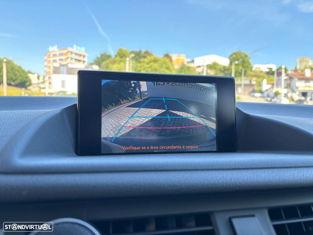 Lexus CT 200h Executive+ - 13