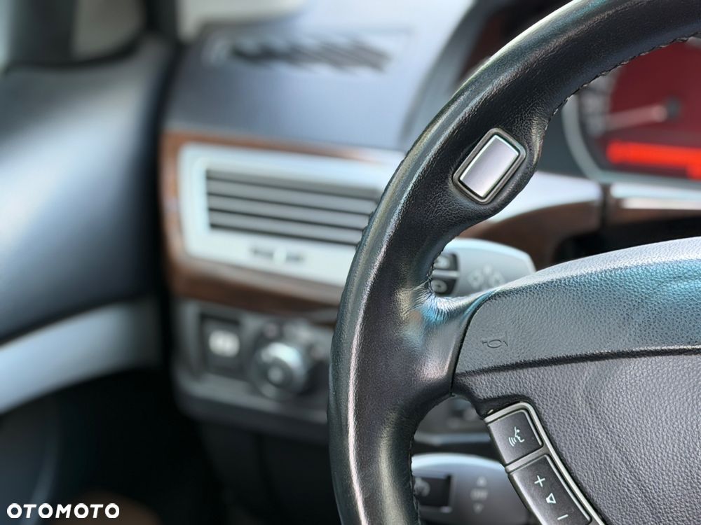 BMW Seria 7 730d - 22