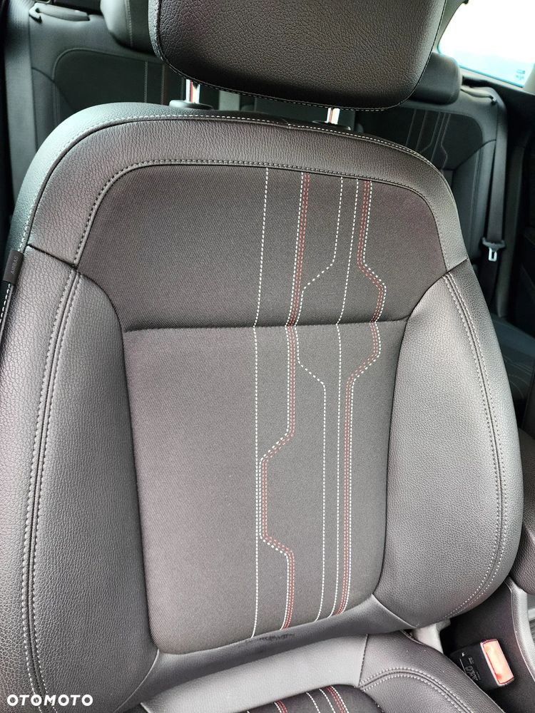 Opel Astra 1.4 Turbo 150 Jahre - 27