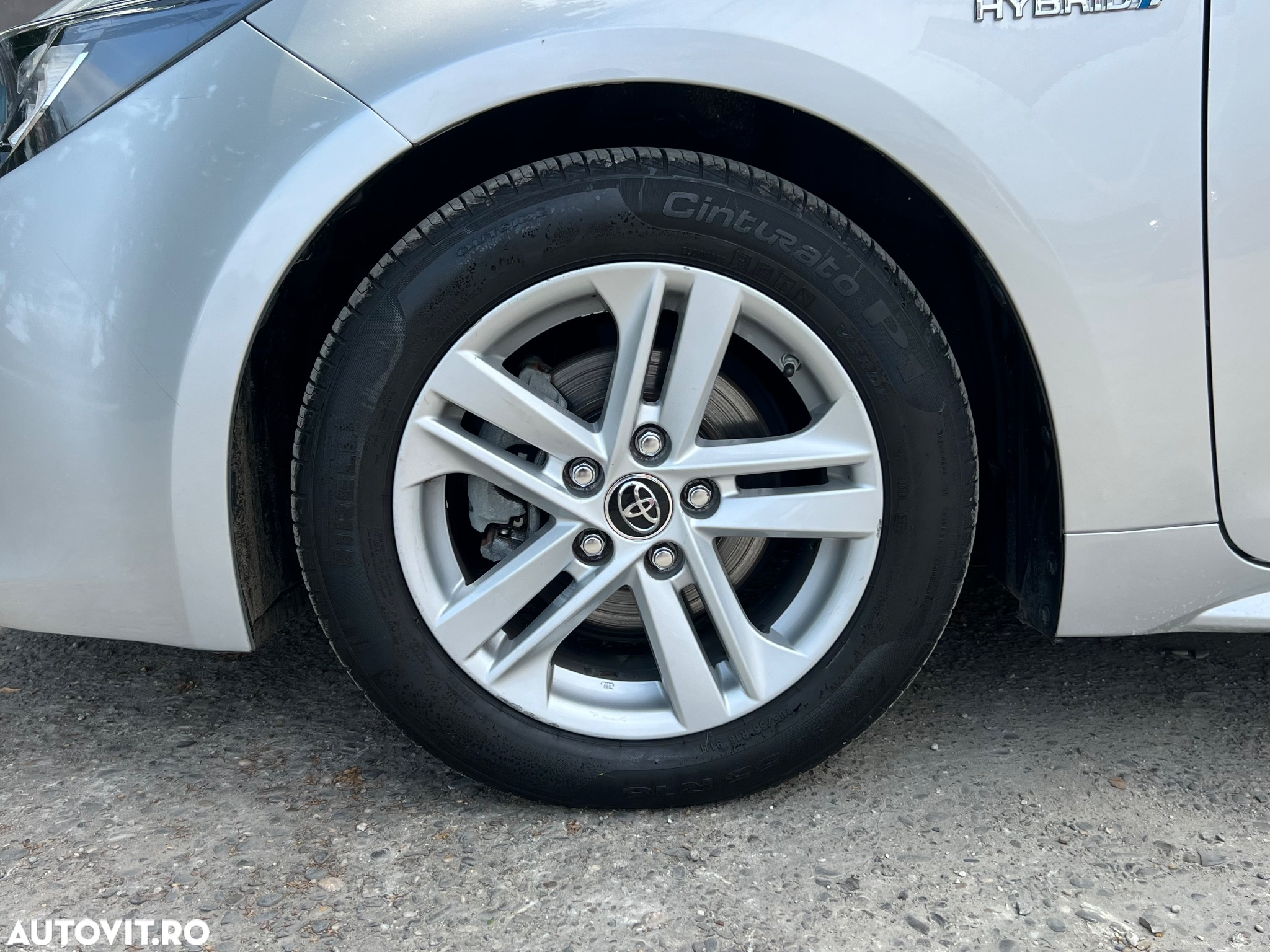 Toyota Corolla 1.8 Hybrid Touring Sports Comfort - 31