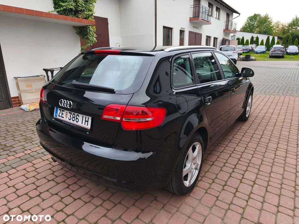 Audi A3 Sportback 1.6 Attraction - 10