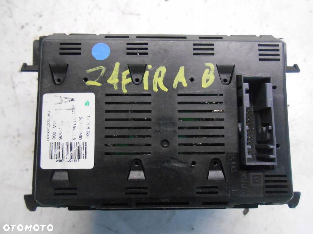 radio cd wyświetlacz opel zafira b 13188461 # - 6