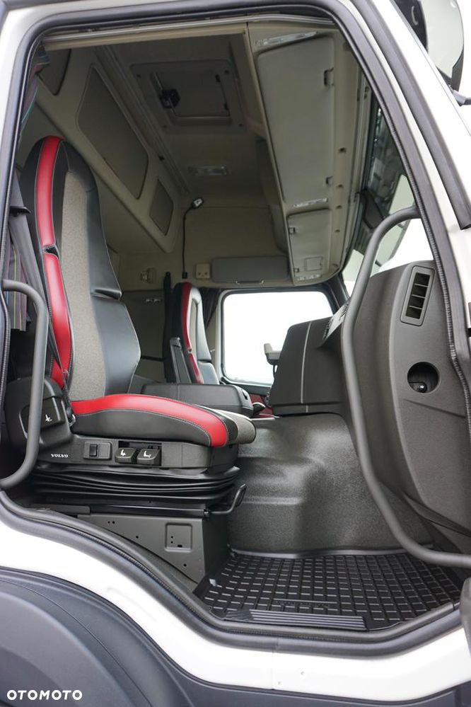 Volvo FM / 460 / E 6 / IZOTERMA + WINDA / 22 PALETY / DŁ 9,1 M / ŁAD. 14 345 KG - 8