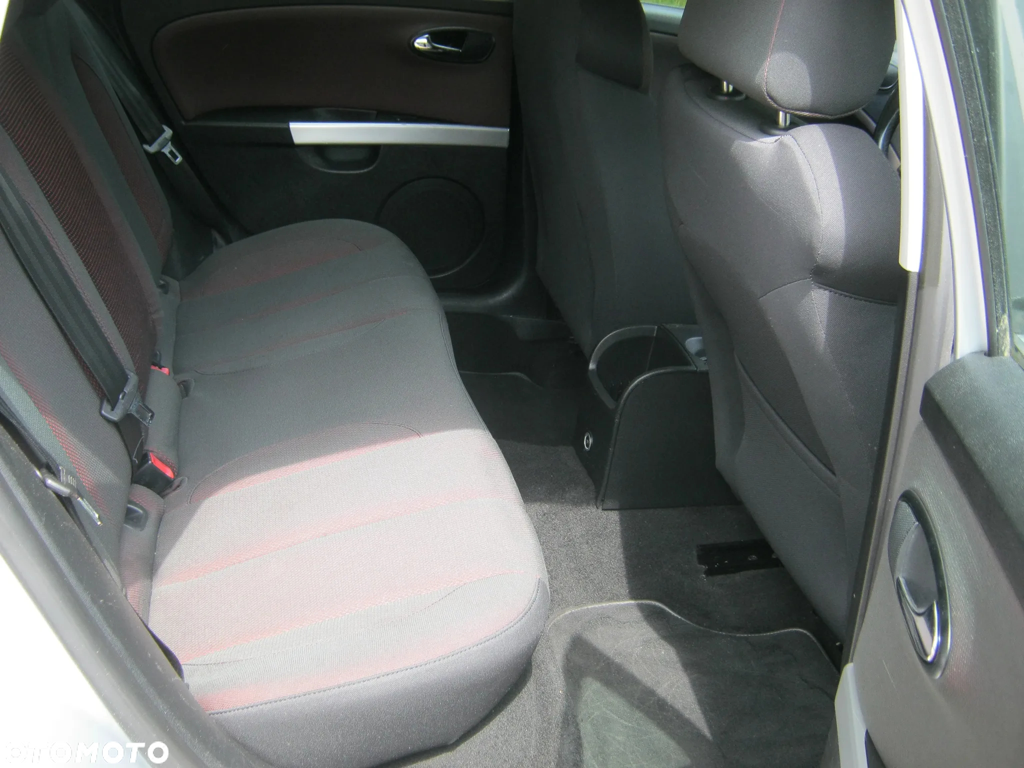Seat Leon 2.0 FSI Reference - 12