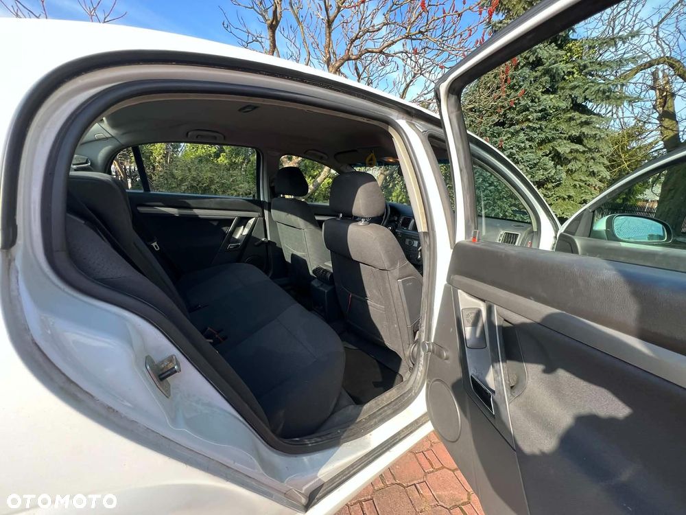 Opel Vectra 1.9 CDTI - 10