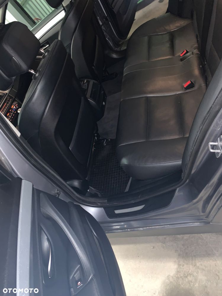 BMW Seria 5 - 13
