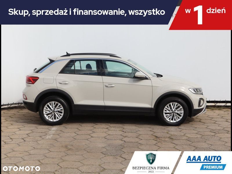 Volkswagen T-Roc - 7