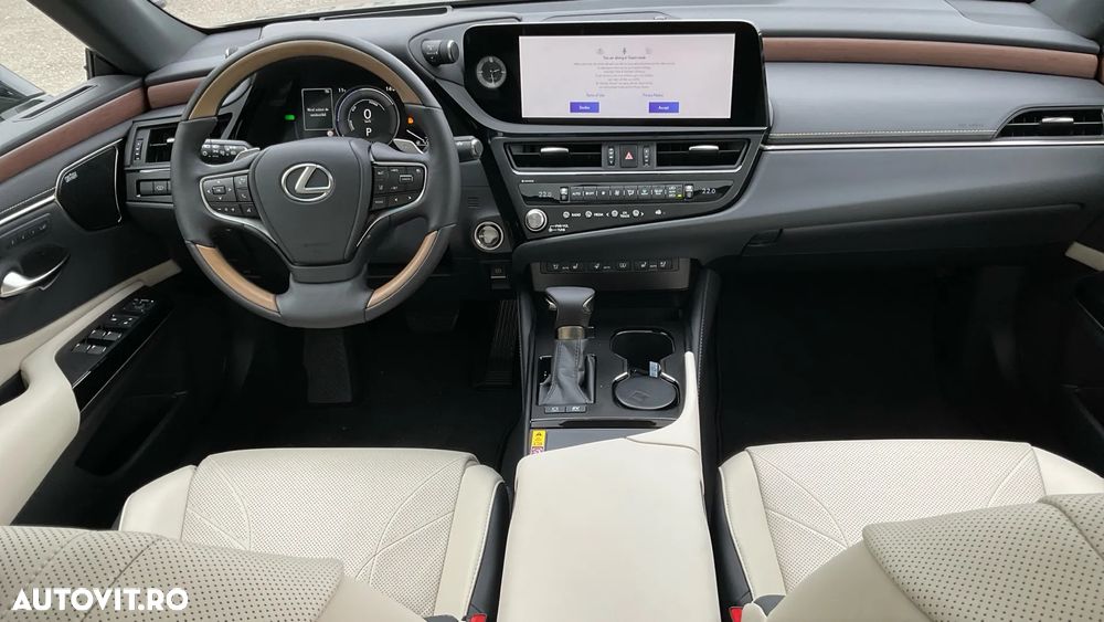 Lexus Seria ES 300h 2.5 TNGA HV 25H- 4X2 CVT Luxury - 15