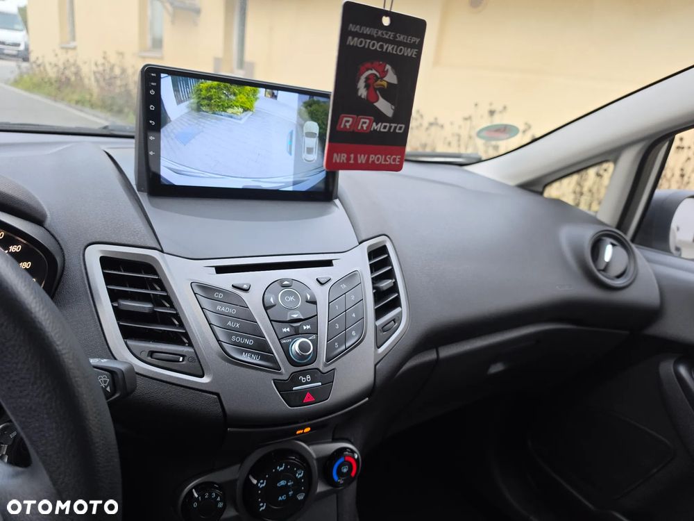 Ford Fiesta - 20