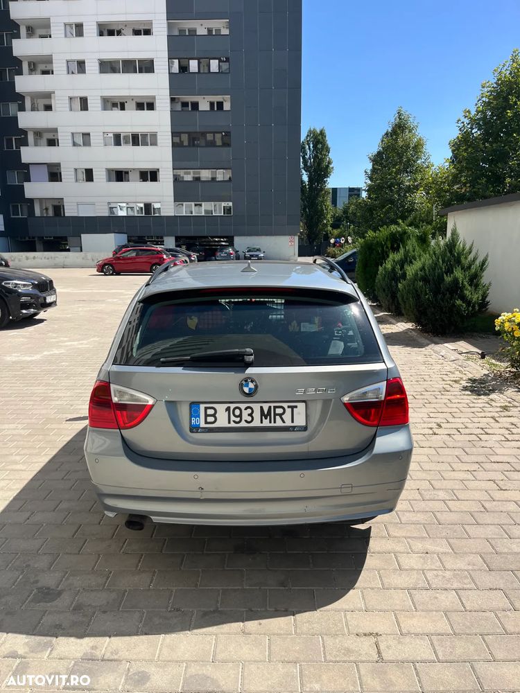 BMW Seria 3 320d - 14