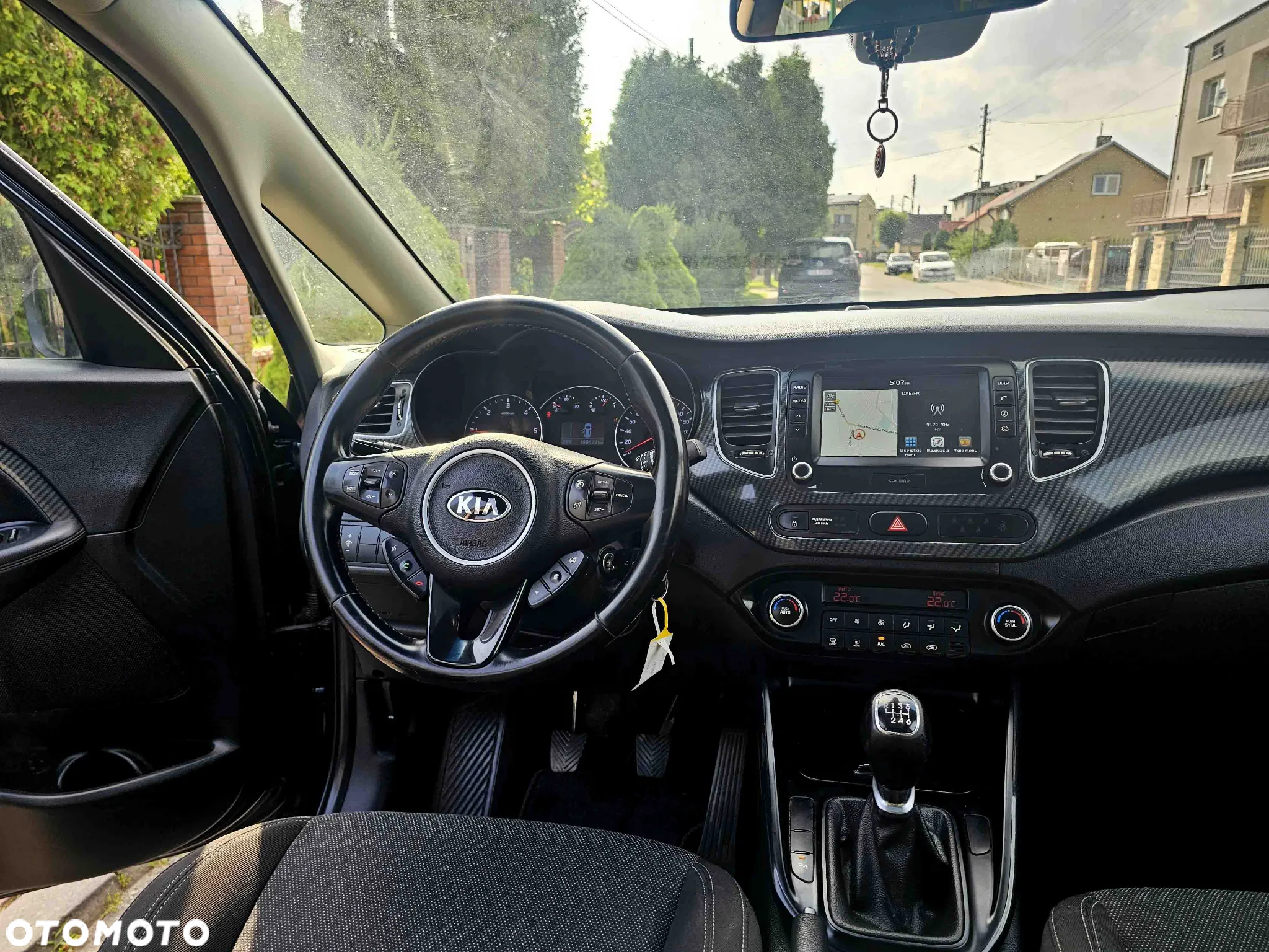 Kia Carens 1.7 CRDi M 7os - 17