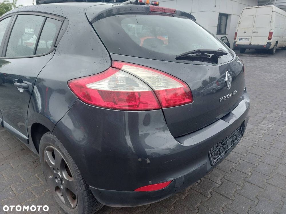KOMPLETNY TYŁ KLAPA ZDERZAK LAMPA RENAULT MEGANE III HB 5D TEB66 - 2