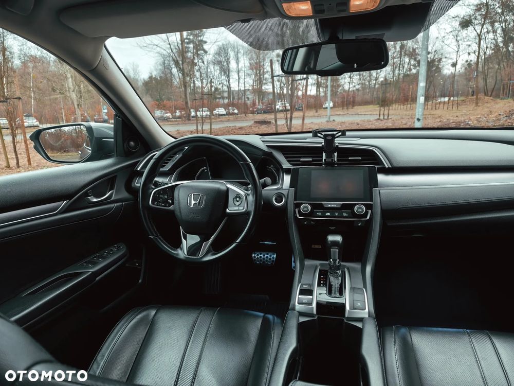 Honda Civic 1.5 T Executive CVT - 19