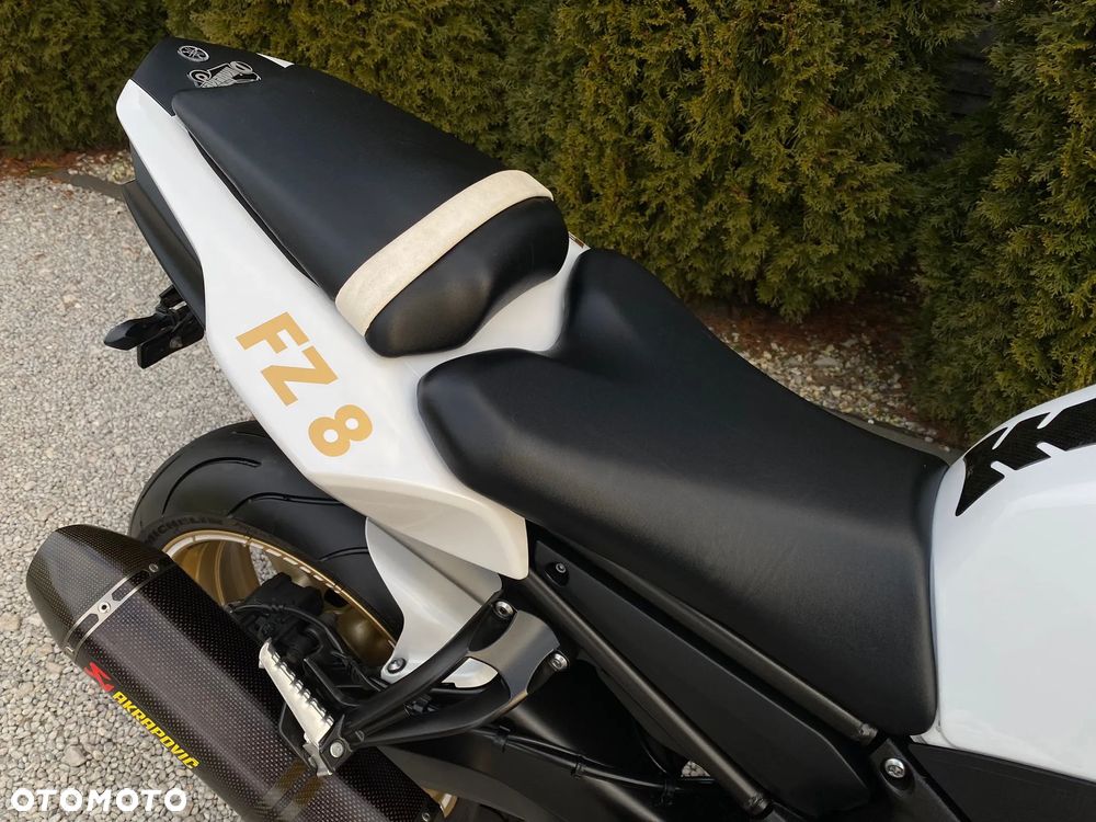 Yamaha FZ8 - 26