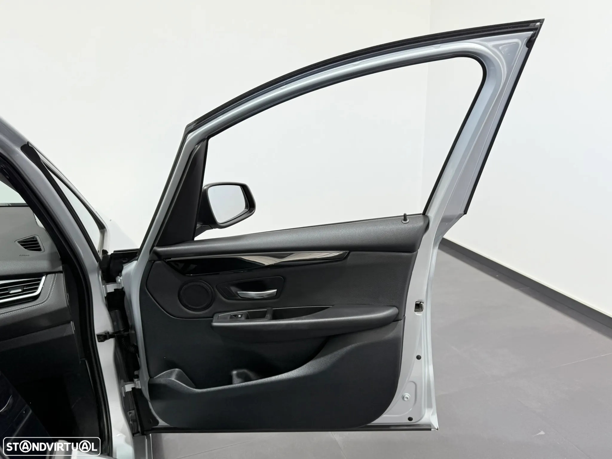 BMW 216 Gran Tourer d 7L Advantage - 36