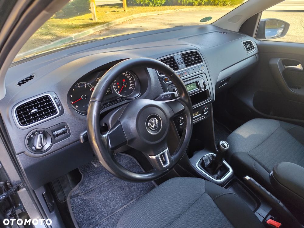 Volkswagen Polo 1.2 Comfortline - 32