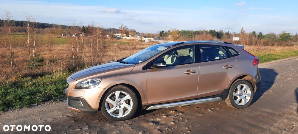 Volvo V40 T5 Momentum - 3