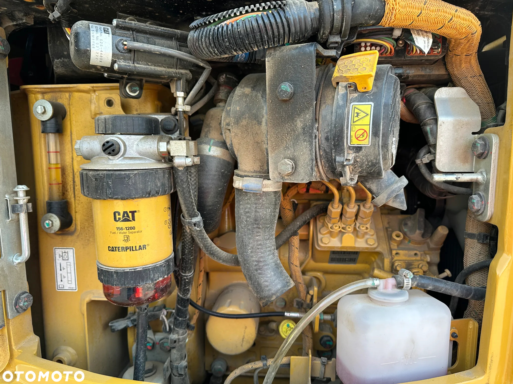 Caterpillar 302 - 33
