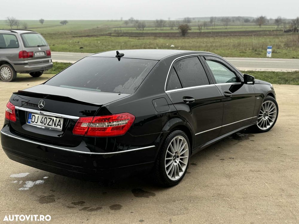 Mercedes-Benz E 200 CDI DPF BlueEFFICIENCY Automatik Avantgarde - 4