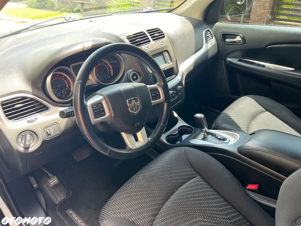 Dodge Journey - 9