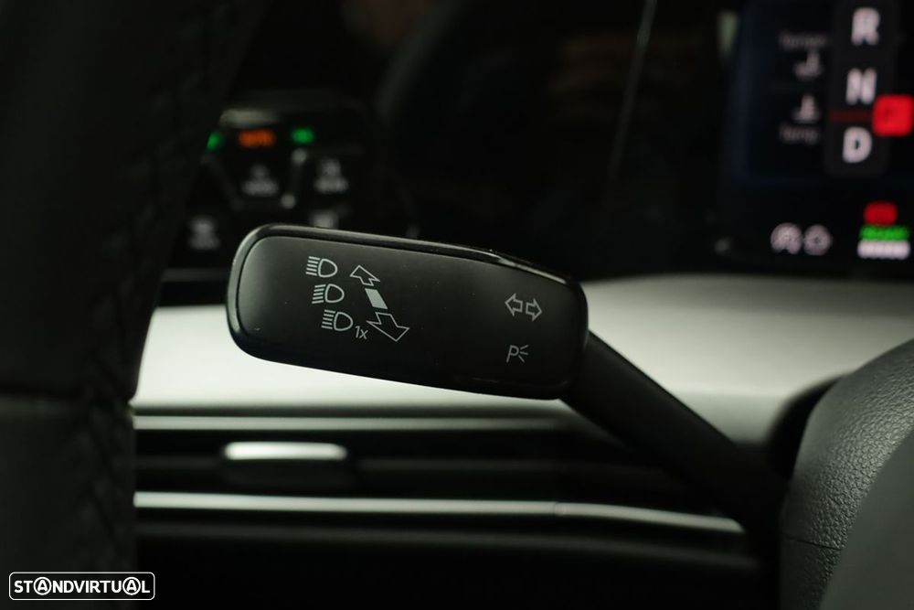 VW Golf 1.5 TSI e-Hybrid Life DSG - 19