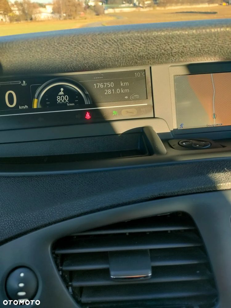 Renault Scenic ENERGY TCe 130 S&S Paris - 20