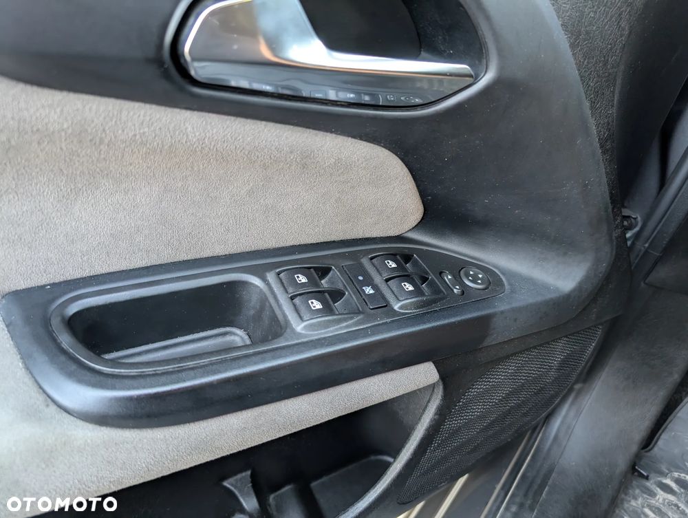 Fiat Tipo 1.4 T-Jet 16v Lounge - 14
