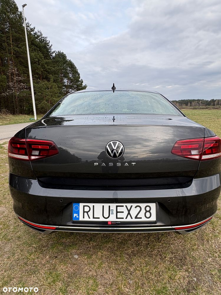 Volkswagen Passat 2.0 TSI Elegance DSG - 7