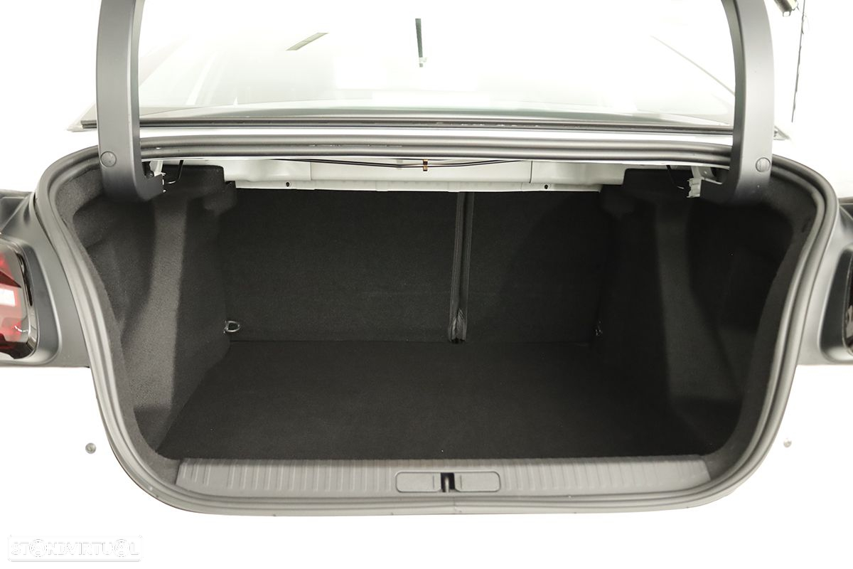Citroën C4 X 1.2 PureTech Plus EAT8 - 23