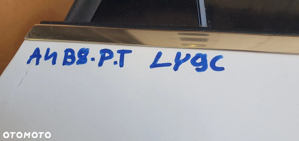 Drzwi prawy tył tylne prawe Audi A4 B8 Sedan LY9C - 8