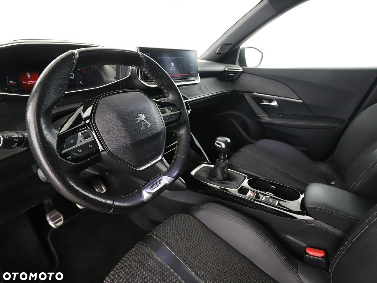 Peugeot 2008 1.2 PureTech GT Line S&S - 14