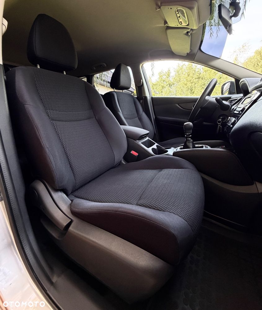 Nissan Qashqai 1.2 DIG-T Visia - 22