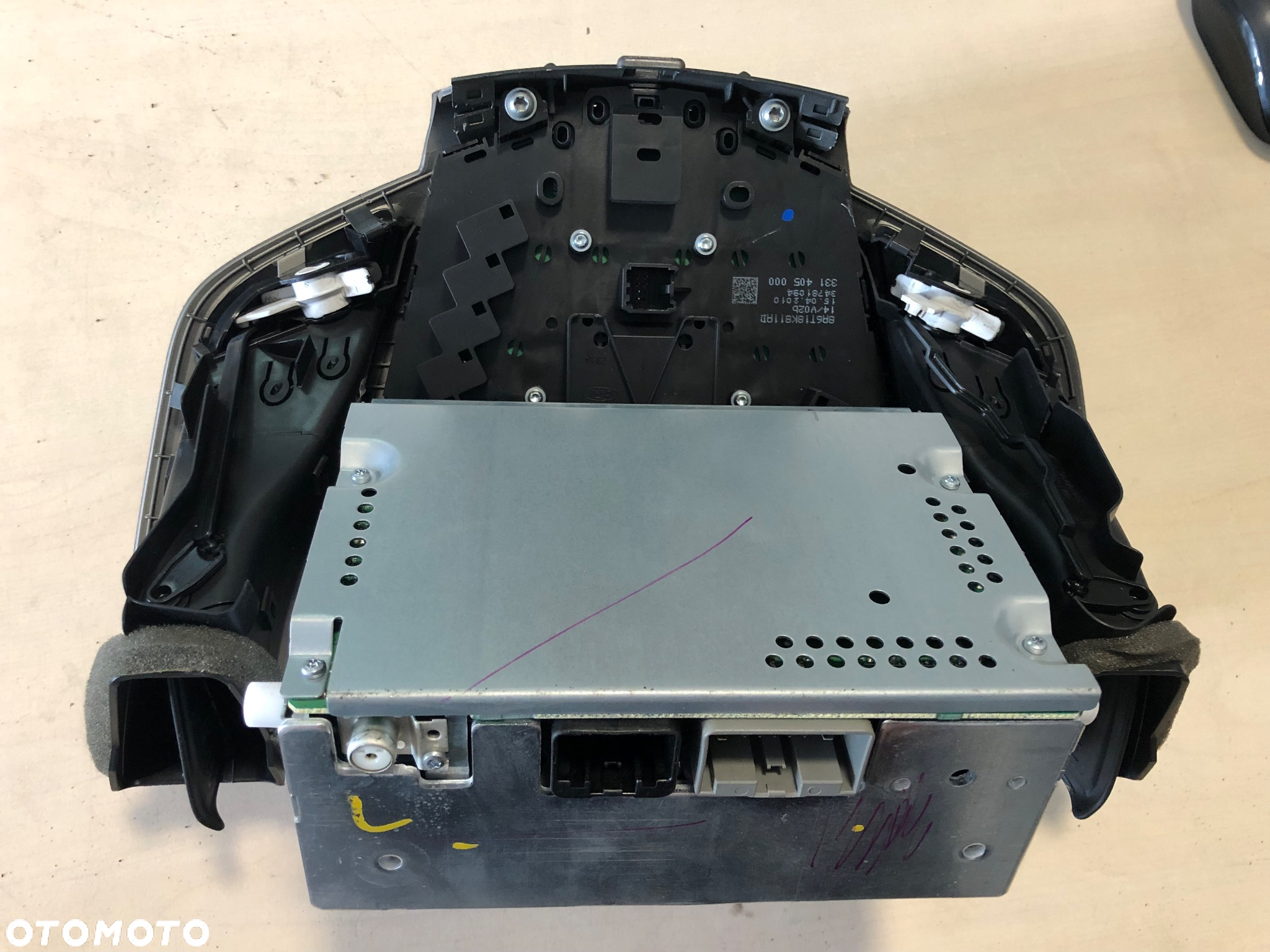 Radio panel wyświetlacz Ford Fiesta MK7 8A6T-18C815-BR - 3