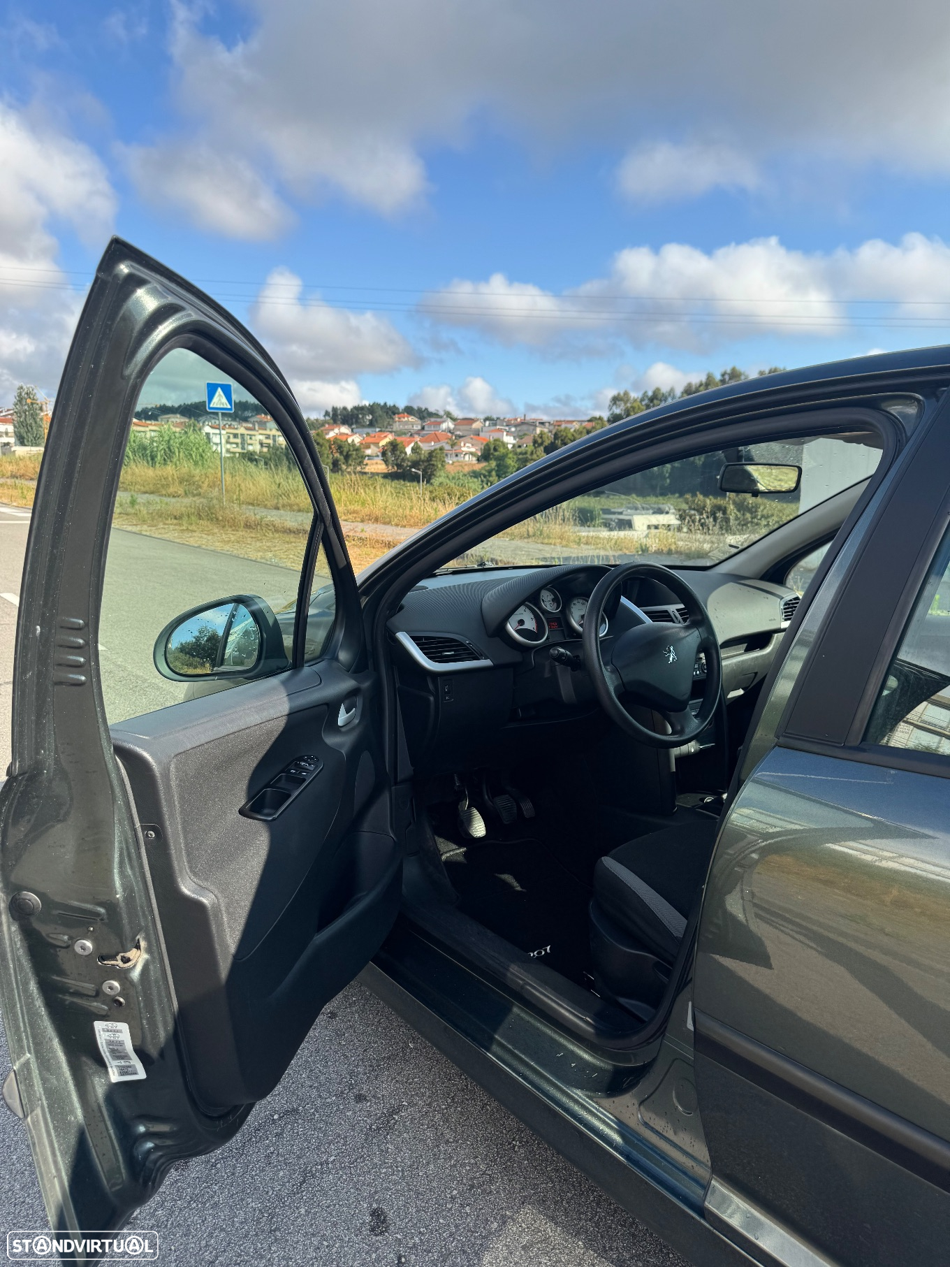Peugeot 207 - 6