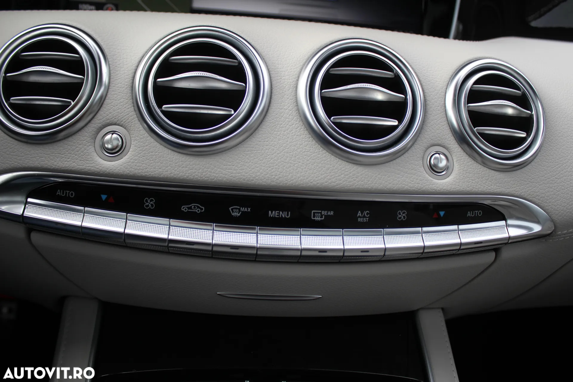 Mercedes-Benz S 500 4MATIC Coupe Aut - 8