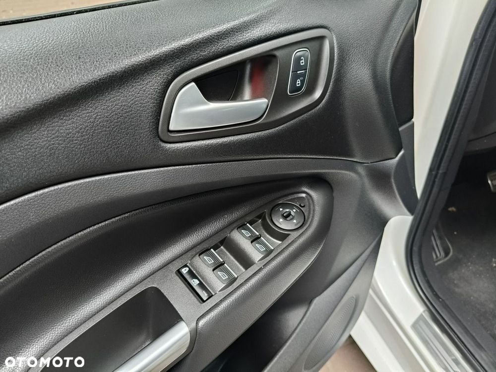 Ford Kuga 2.0 TDCi AWD ST-Line - 22