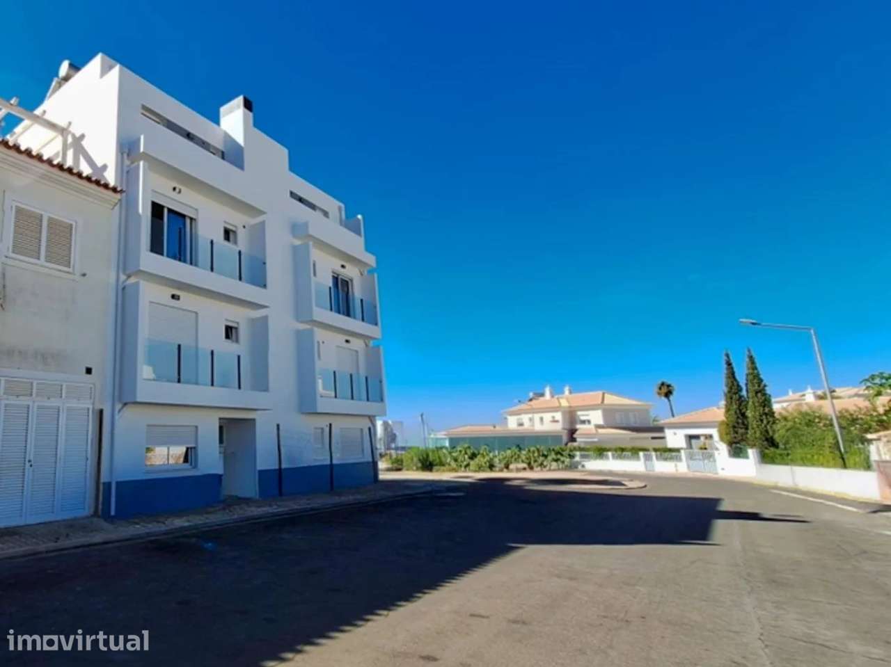 Apartamento T1+2 para venda - Grande imagem: 2/22