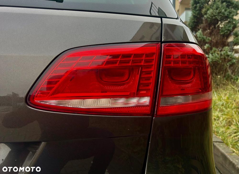 Volkswagen Passat 2.0 TDI DSG BlueMotion Technology Highline - 20