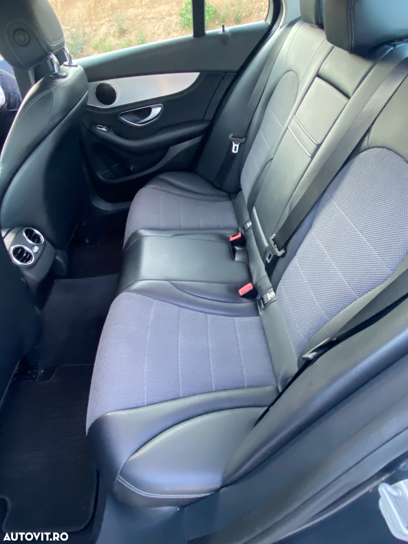 Mercedes-Benz C - 21
