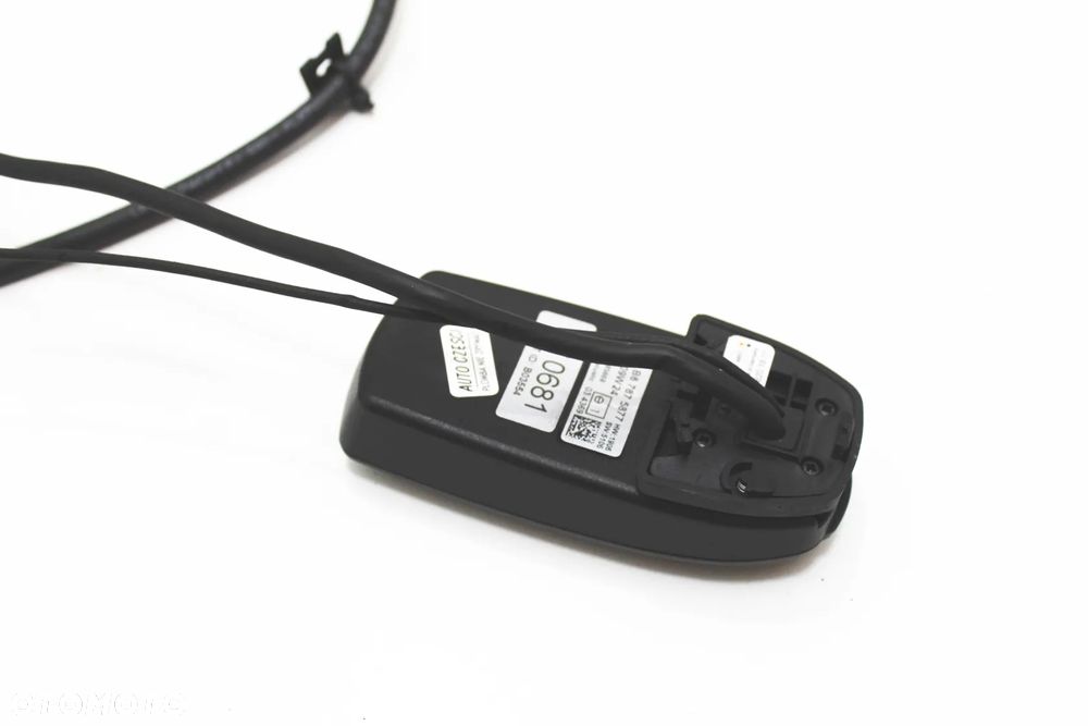 Moduł telefonu Bluetooth + gniazdo i wiązka OE Mercedes B67875877 W221 W216 W212 W218 W164 - 15