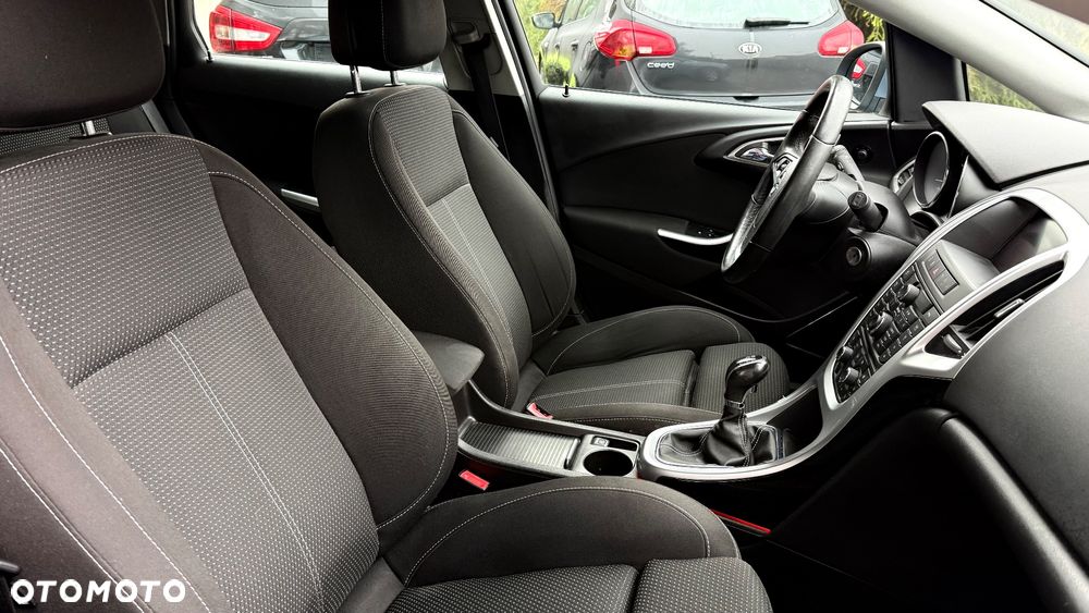 Opel Astra 1.4 Turbo Cosmo - 38