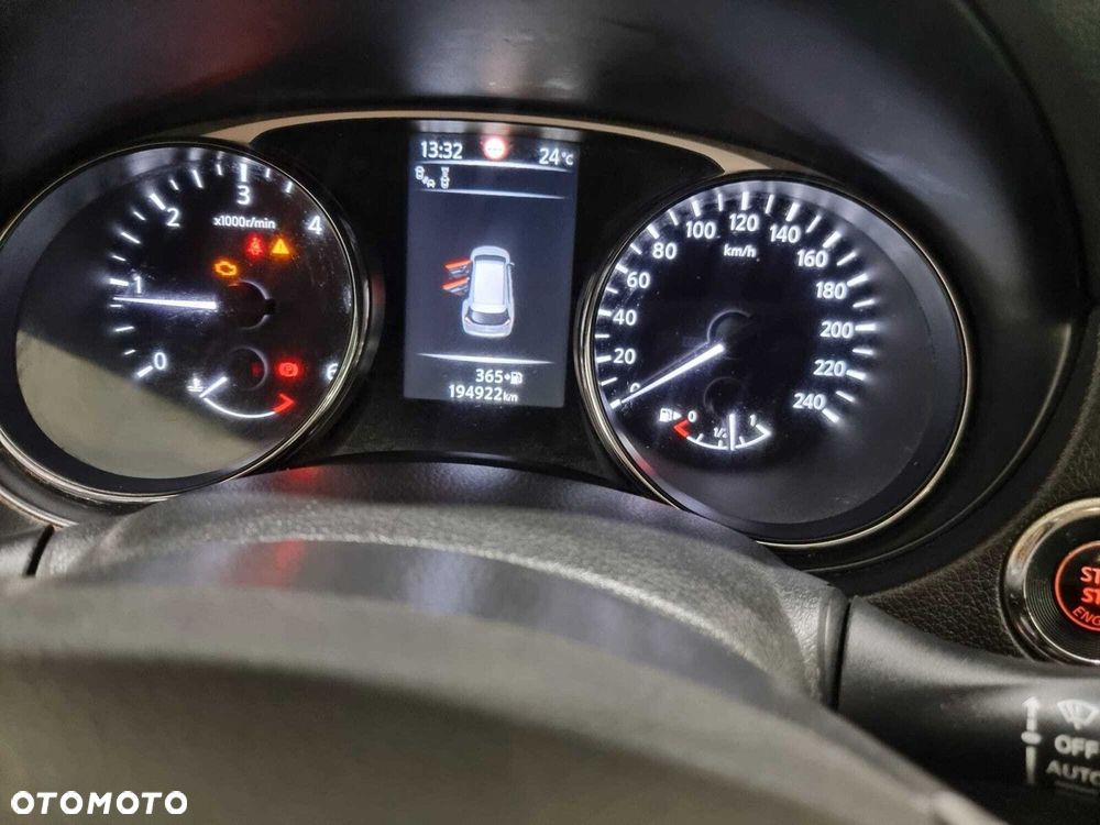 Nissan X-Trail - 28