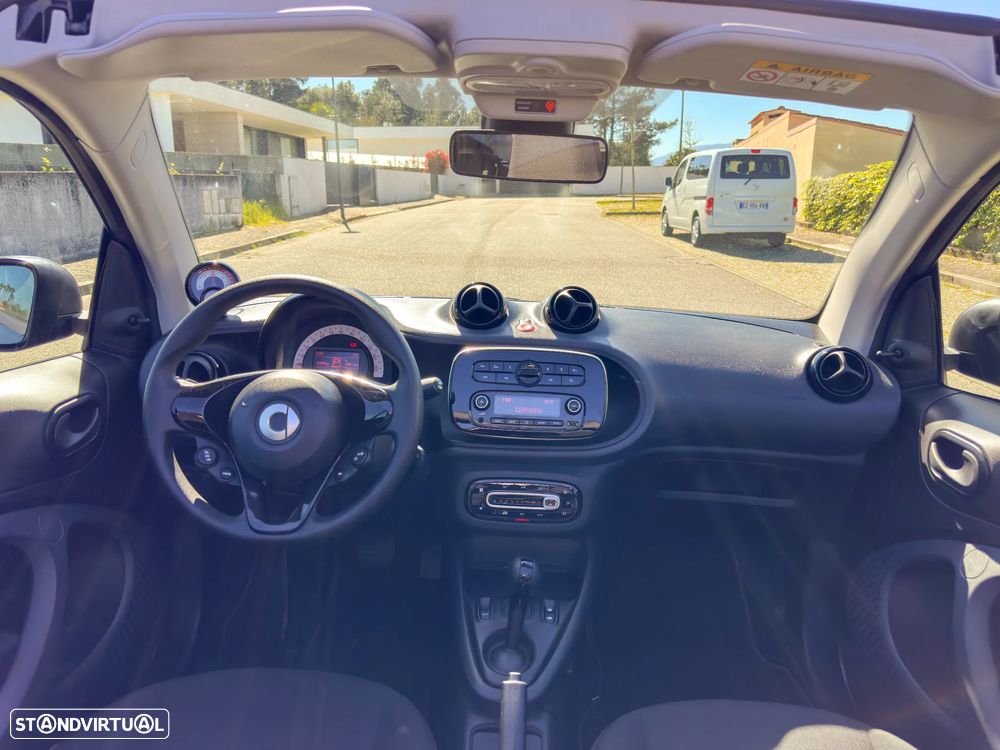Smart Fortwo Cabrio EQ passion - 14