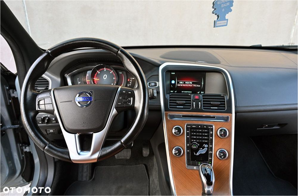 Volvo XC 60 D4 Geartronic Inscription - 24