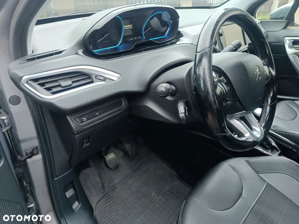 Peugeot 2008 1.6 BlueHDi Allure - 13