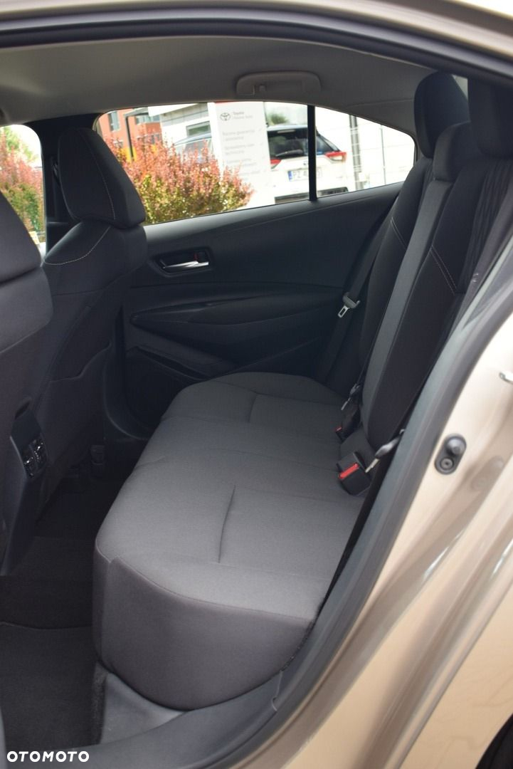 Toyota Corolla - 14