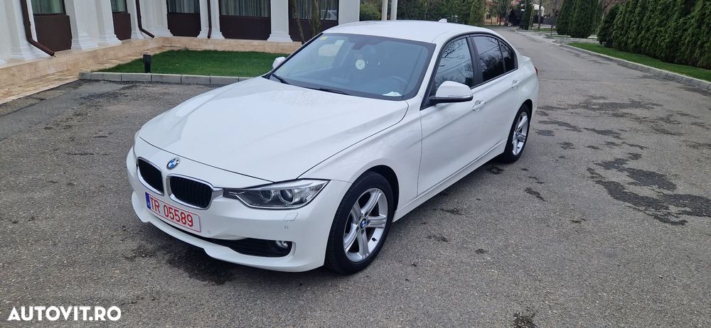 BMW Seria 3 320d DPF Aut. Edition Exclusive - 2