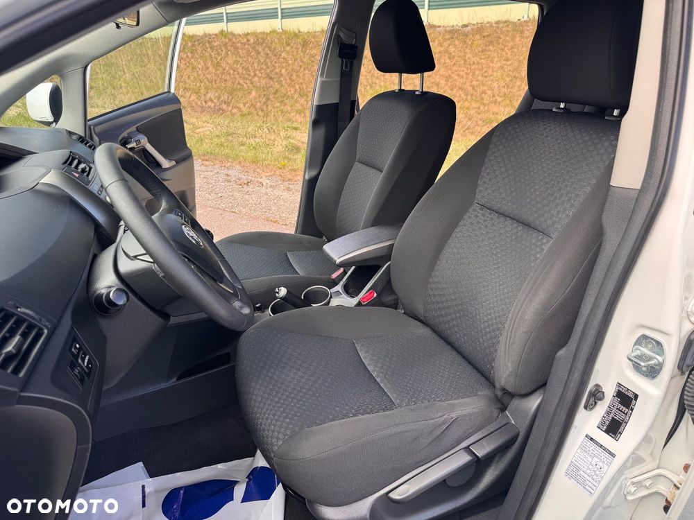 Toyota Verso 1.6 7-Sitzer Life - 27