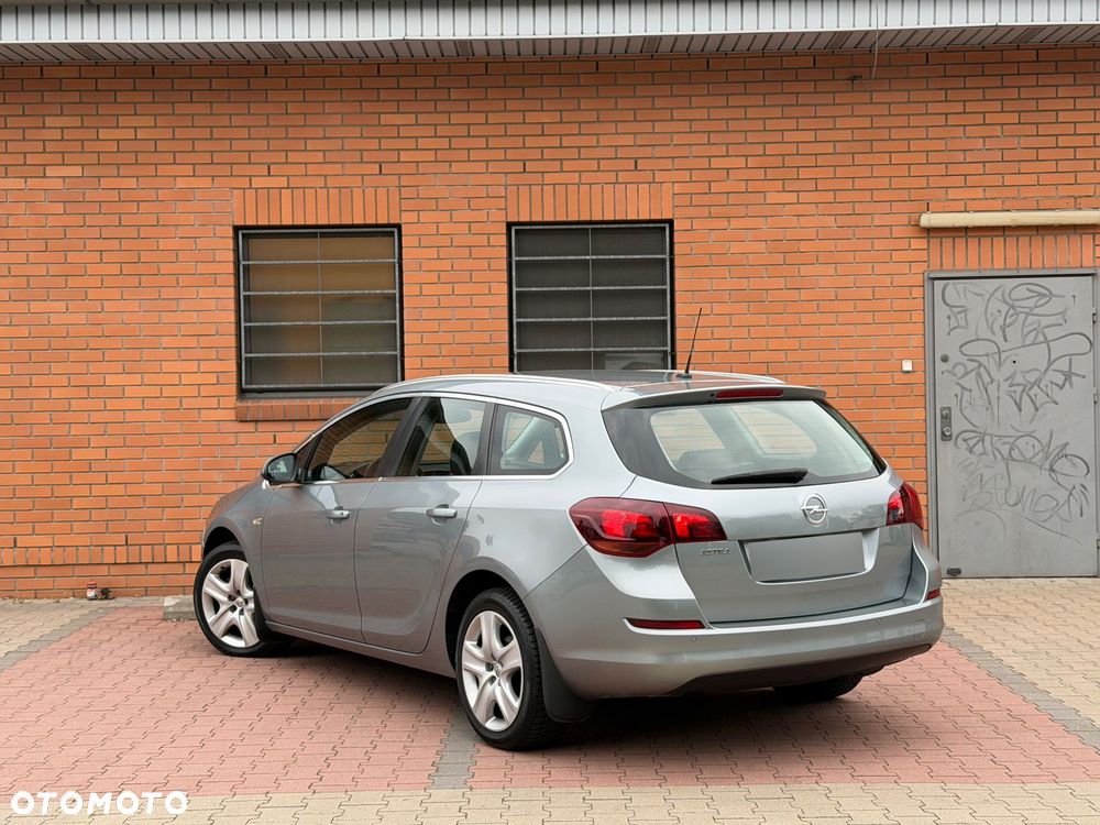 Opel Astra 1.6 Enjoy - 5
